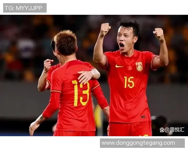 武汉足球队的团队协作揭秘：从默契配合到战术执行的成功之道